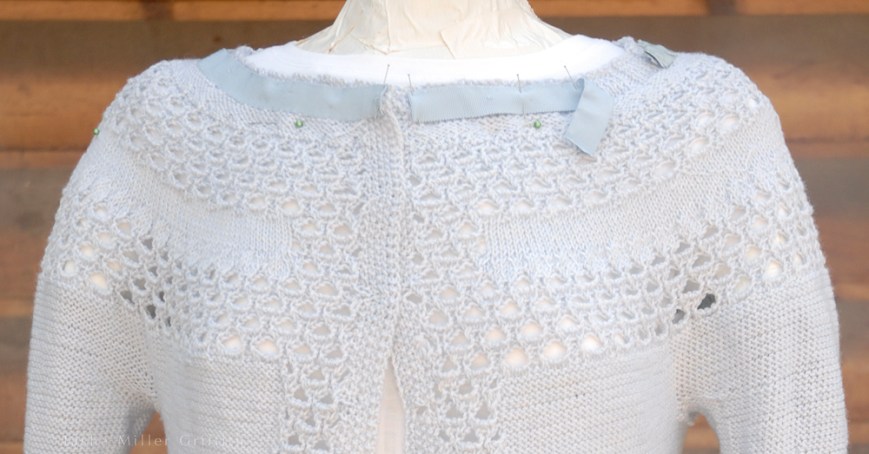 blue talamh sweater ribbon 3